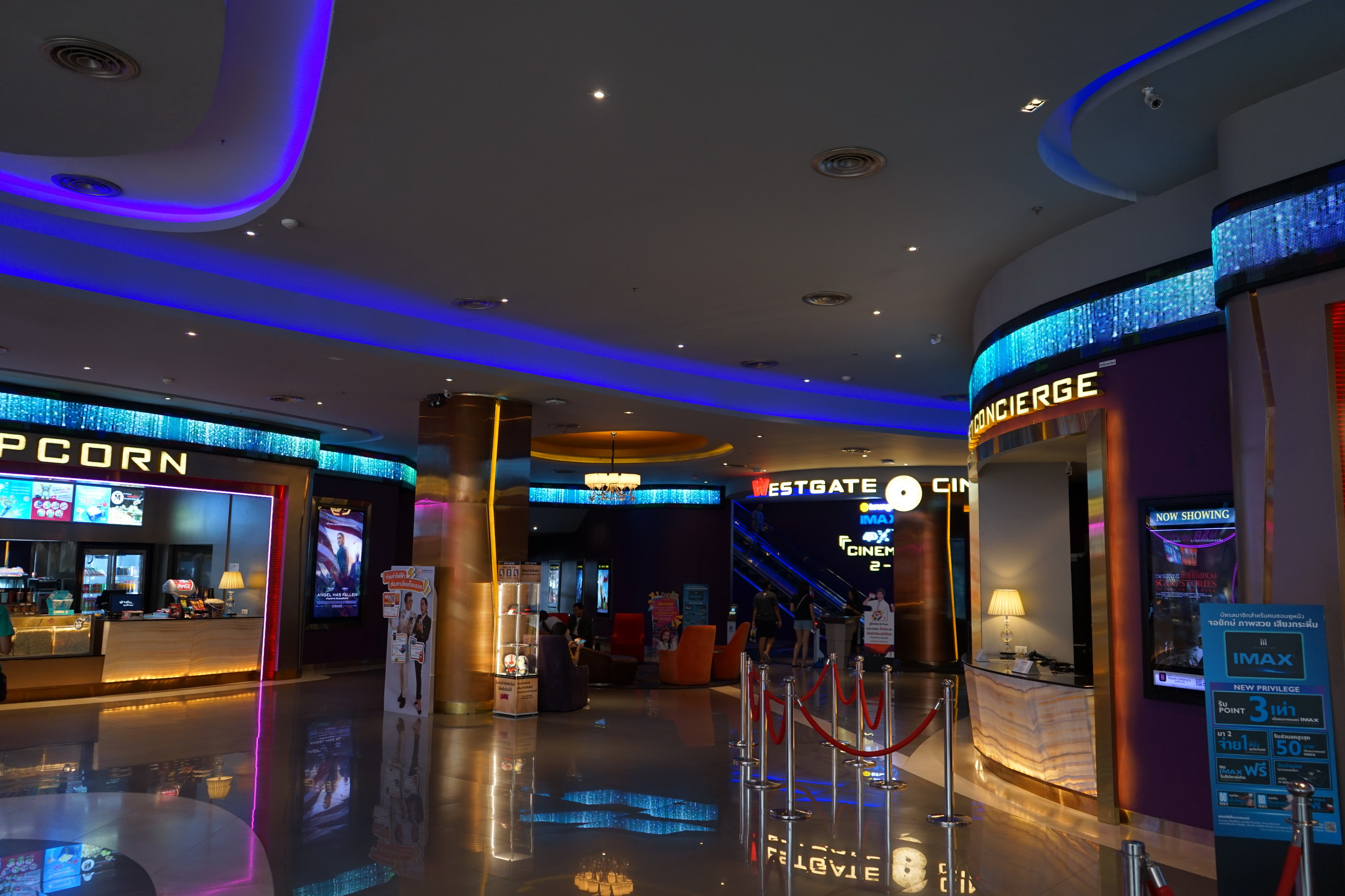 WESTGATE CINEPLEX Portfolio ไฟประดับ ไฟตกแต่ง ไฟเทศกาล ไฟเวที ระบบ